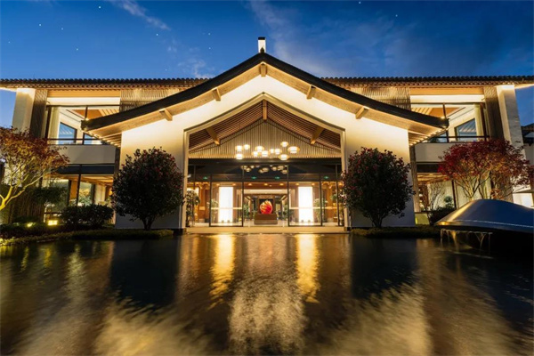 擁抱極致旅居生活，彝文化輕奢度假合院酒店——琢舍美歌，12月10日盛情啟幕